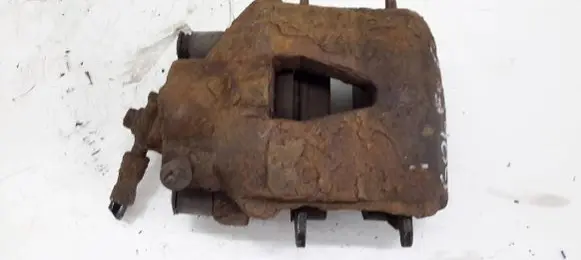 Volkswagen Golf IV Front brake caliper