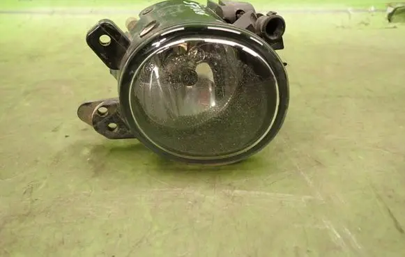 Mercedes-Benz B W245 Front fog light trim/grill 