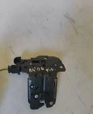 Audi A4 S4 B6 8E 8H Tailgate/trunk/boot lock/catch/latch 8P4827505B
