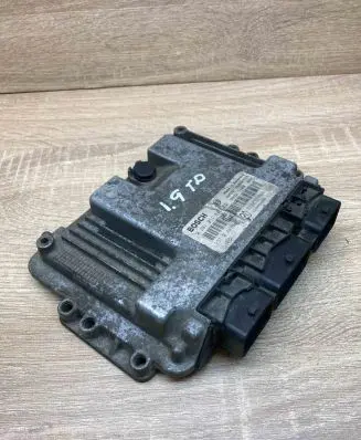 Renault Scenic II - Grand scenic II Engine control unit/module ECU 23710AW36A 8200391966