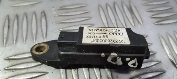 Audi A8 S8 D2 4D Airbag deployment crash/impact sensor 4D0959643A 02302000335