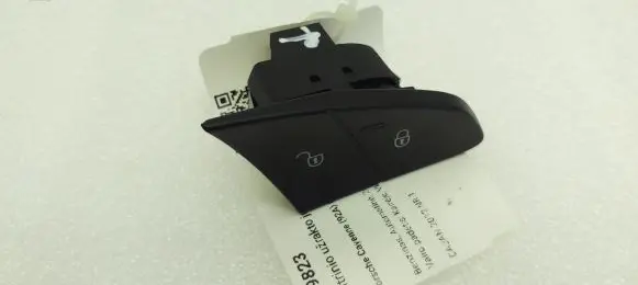 Porsche Cayenne (92A) Central locking switch button 7PP962107A