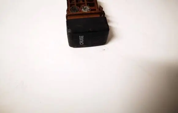 Subaru Legacy Cruise control switch