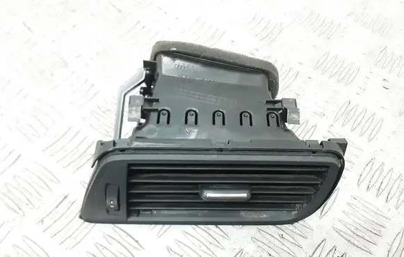 Audi A7 S7 4G Dashboard side air vent grill/cover trim 4G8820902