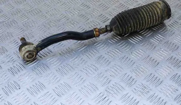 Nissan NP300 Steering tie rod 