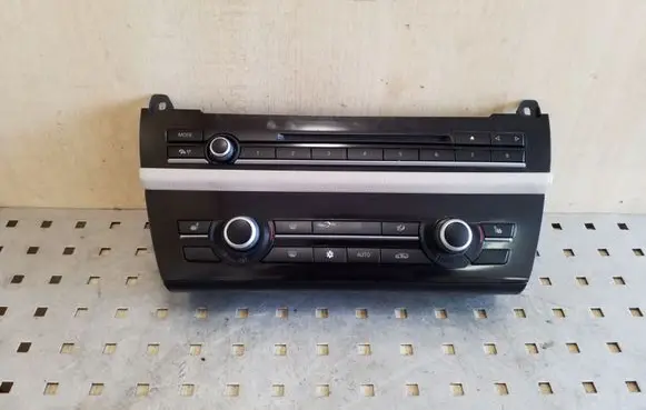 BMW 5 F10 F11 Climate control unit 16046610