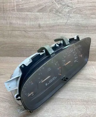 Chrysler Voyager Speedometer (instrument cluster) P04685624 TN2574102260 LHD