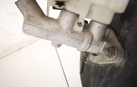 Toyota Corolla Verso AR10 Master brake cylinder US25113479ED