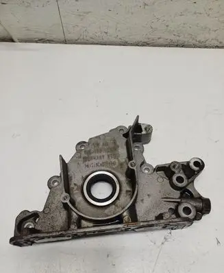Volkswagen PASSAT B8 Timing chain cover 04E103153B