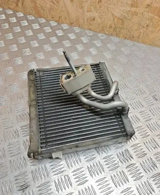 Air conditioning (A/C) radiator (interior)