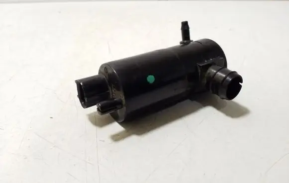 Nissan X-Trail T32 Headlight washer pump 30612 150391