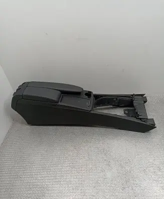 Mercedes-Benz C W204 Armrest A2046800150 0005031010