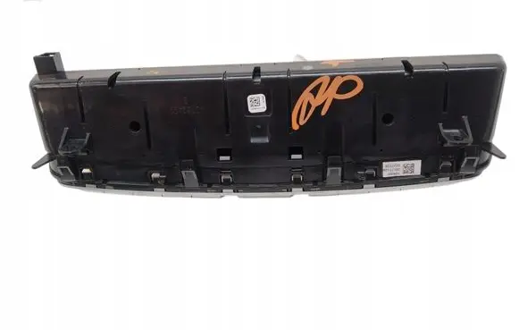Mercedes-Benz C W205 Climate control unit 2059059113