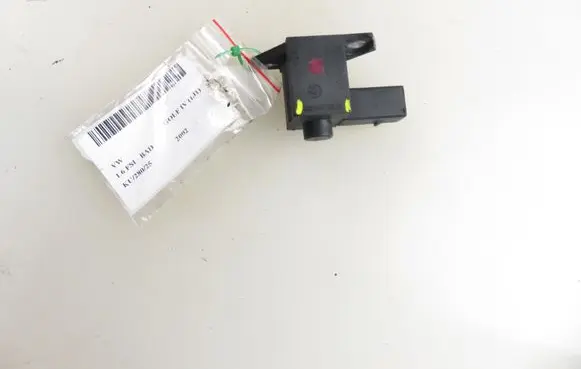 Volkswagen Golf IV Valve 036906336 0261540005