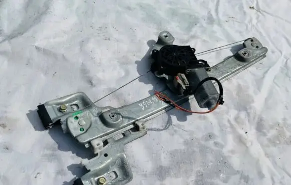Dodge Magnum Sliding door window regulator with motor 05065473 39734b
