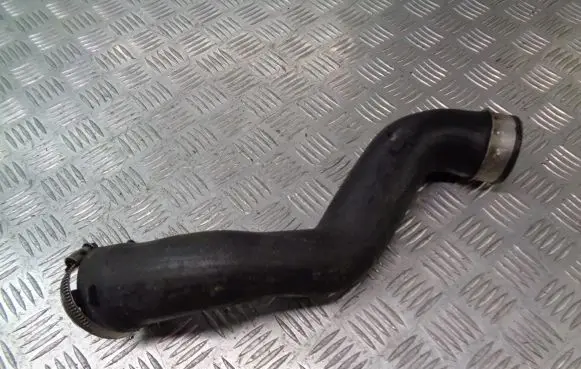 Audi A4 S4 B7 8E 8H Intercooler hose/pipe 8E0145737F