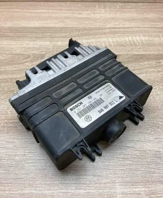 Volkswagen PASSAT B4 Engine control unit/module ECU 8A0907311L 0261203188 WithPlug