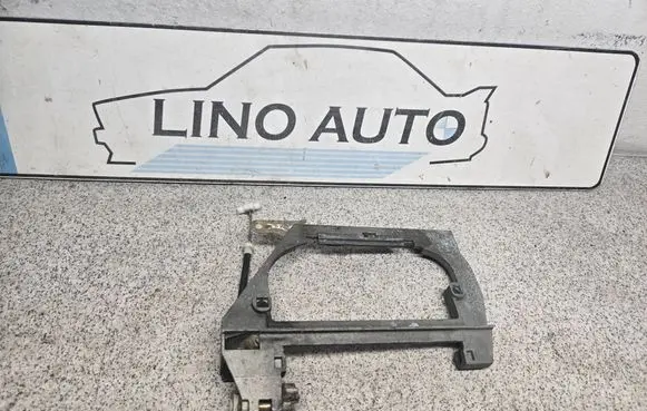 BMW 7 E38 Rear door exterior handle/bracket 51228245345