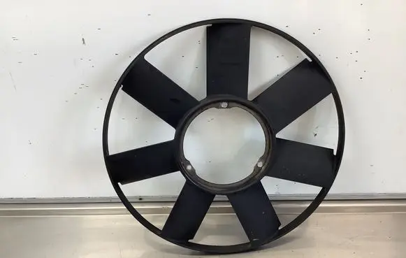 BMW 7 E38 Fan impeller 6600100000