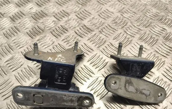 Mercedes-Benz E W212 Rear door hinge set A047058