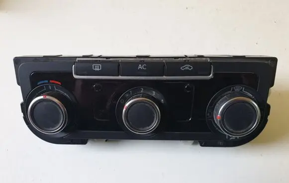 Volkswagen Golf VI Climate control unit 7N0907426AM