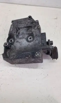 Audi A4 S4 B6 8E 8H Engine mounting bracket 038260885G