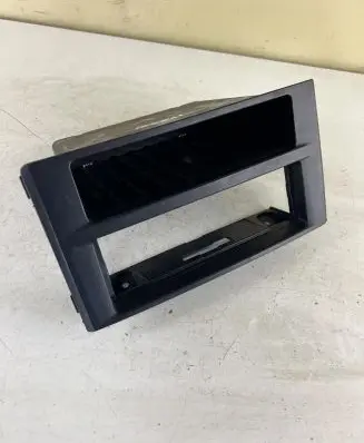 Iveco Daily 4th gen Dashboard storage box/compartment 3802527
