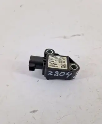 Land Rover Discovery 3 - LR3 Airbag deployment crash/impact sensor YDB500141