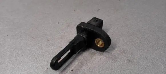 Audi A6 S6 C4 4A Intake air temperature sensor 058905379