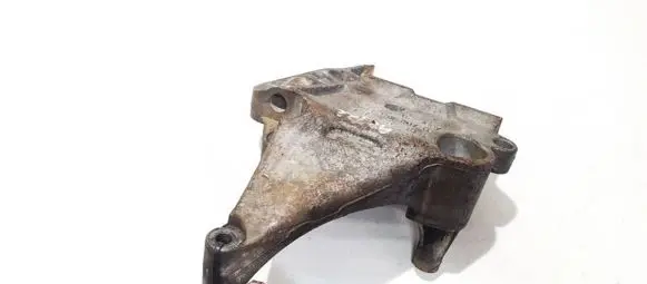 Volkswagen PASSAT B6 Engine mounting bracket 03g199207g