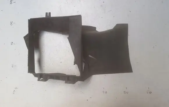 Skoda Superb B5 (3U) Intercooler air guide/duct channel 3U0121467G