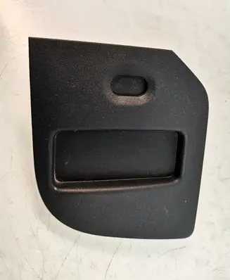 Seat belt warning relay