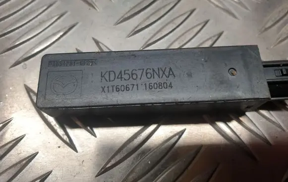Mazda CX-3 Aerial antenna amplifier KD45676NXA X1T60671