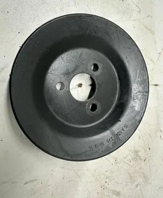 Mercedes-Benz Vito Viano W638 Power steering pump pulley A6042360010