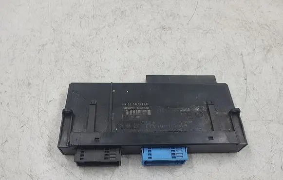 BMW 3 E90 E91 Comfort/convenience module 10681810