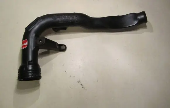 Audi A6 S6 C5 4B Intercooler hose/pipe 8E0145762B