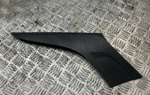 Suzuki Swift III Fender trim (molding) 7718152R0