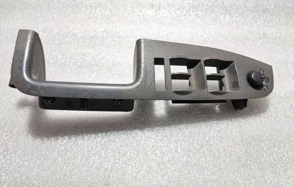 Audi A4 S4 B7 8E 8H Front door interior handle trim 8E1867171B