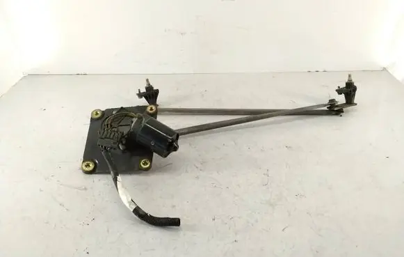 Toyota RAV 4 (XA20) Wiper motor 0390241170 0589911112