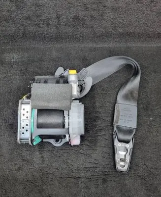 Audi A6 S6 C7 4G Front seatbelt 4G8857706M 4G8857706MV04