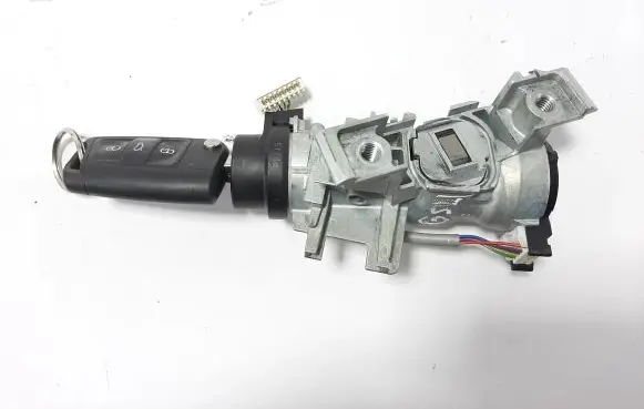 Volkswagen Golf VII Ignition lock 5Q0905865
