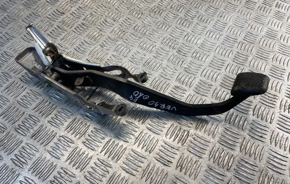 Toyota Verso Brake pedal 