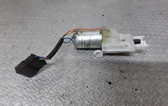Seat adjustment motor