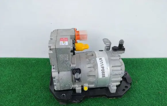 Volkswagen ID.3 Air conditioning (A/C) compressor (pump) 1EA820808B