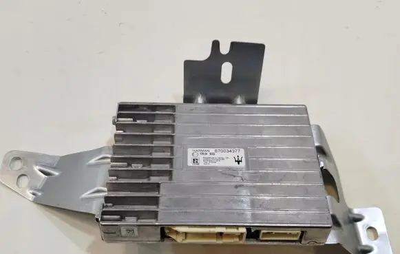 Maserati Ghibli Sound amplifier 670034377