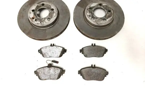Mercedes-Benz A W176 Front brake disc A2464210112