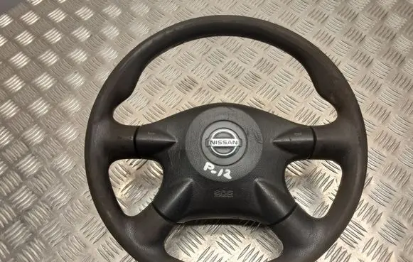 Nissan Primera Steering wheel