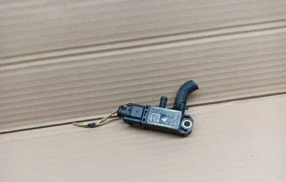Volkswagen PASSAT B8 Exhaust gas pressure sensor 03N906051B DCT5080