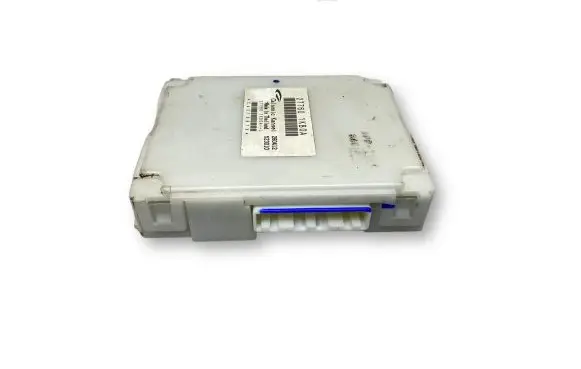Nissan Juke I F15 Other control units/modules 277601KB0A