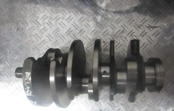 Audi A6 S6 C5 4B Crankshaft 